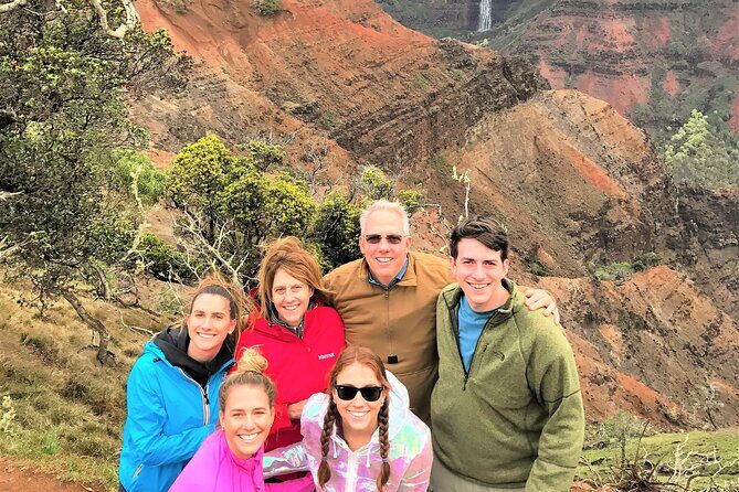 6-7 Hours Private Kauai's Hidden Gems Experience with Snacks - How this private Kauai day really works (comfort first, then hiking)