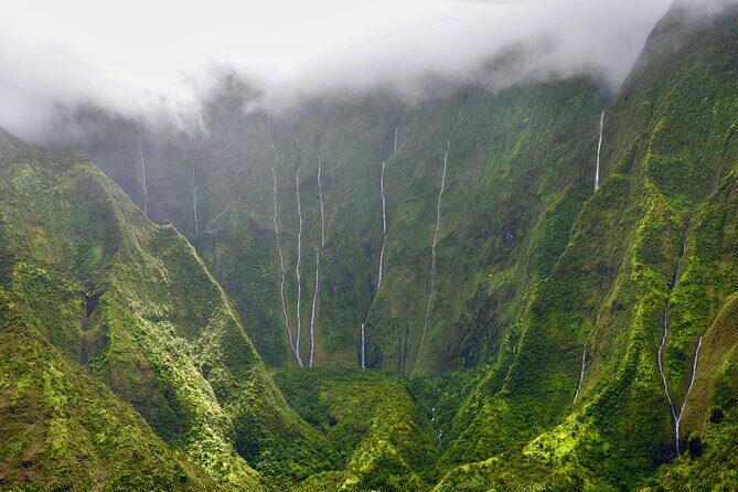 Air Kauai: DOORS-OFF Helicopter Adventure - Meet the Crew: Why the Pilot Makes or Breaks It
