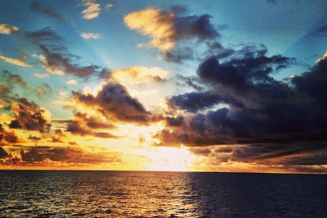 Deluxe Na Pali Sunset Snorkel Tour on the Lucky Lady - What to Wear and Pack (So You’re Comfortable, Not Just Tolerant)