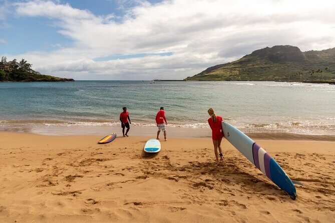 Group Surf Lesson at Kalapaki Beach - Timing, Crowds, and Picking the Best Beach Day