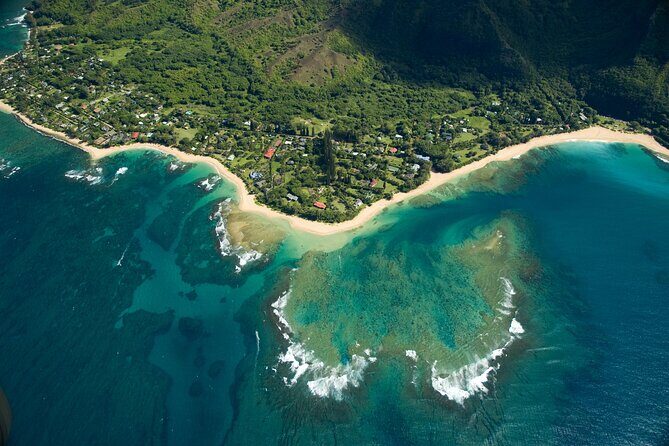 Kauai Airplane Tour: Na Pali Coast, Waterfalls & Window Seats - Waimea Canyon: The Grand Canyon of the Pacific in Real Time