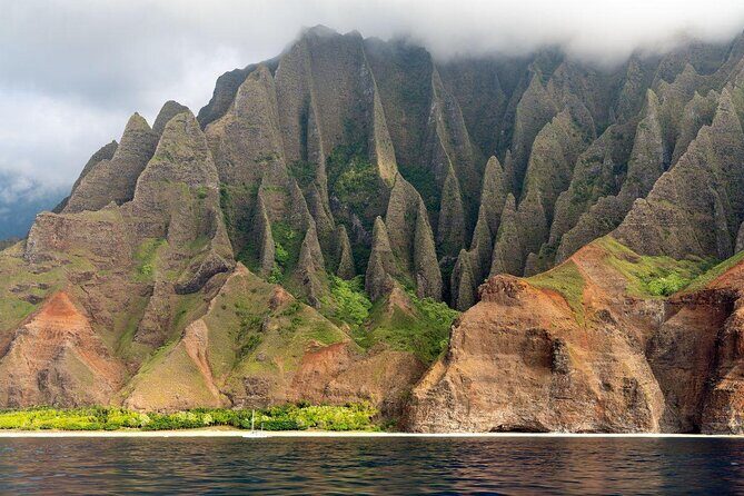 Kauai: Leila Na Pali Sunset Dinner Sail - Key things to know before you go