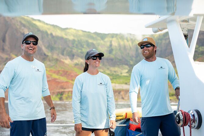 Kauai: Leila Na Pali Sunset Dinner Sail - Crew care on Leila: stories, help in rough water, and the tone of the night