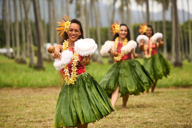 Kauai: Luau Ka Hikina Admission with Dinner and Lei Greeting - Entering Luau Ka Hikina: what the 2.5 to 3 hours feels like