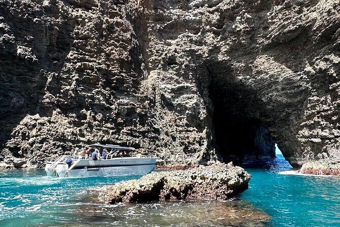 Kauai: Na Pali Coast Power Catamaran - Price and value: what $274.93 is buying you