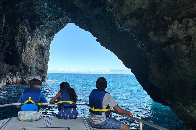 Kauai: Na Pali Coast Power Catamaran - Who should book this, and who should skip it