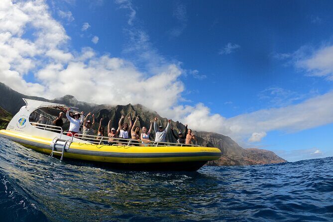 Kauai: Na Pali Coast Super Raft Snorkel Adventure - The Ride Itself: Naiad Speed, Cave Access, and Real Sea “Drama”