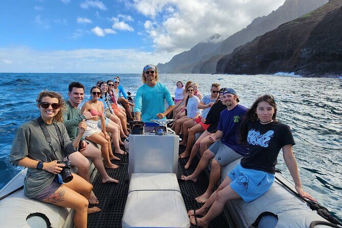 Kauai: Nā Pali Coast Zodiac Raft Expedition and Snorkeling - When the ocean cooperates: caves, snorkeling, and the swim plan