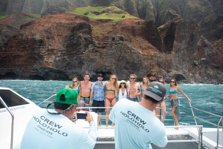 Kauai: Napali Sunset Dinner Cruise - Who This Cruise Is Best For (and Who Should Skip It)