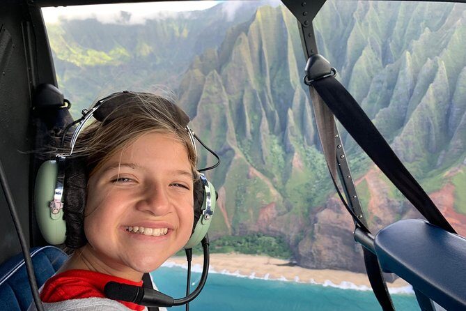 Kauai Private Doors-Off Helicopter: Ultimate Waterfalls & Canyons - What to Wear for Doors-Off Flying: It’s Not Just Cool, It’s Windy