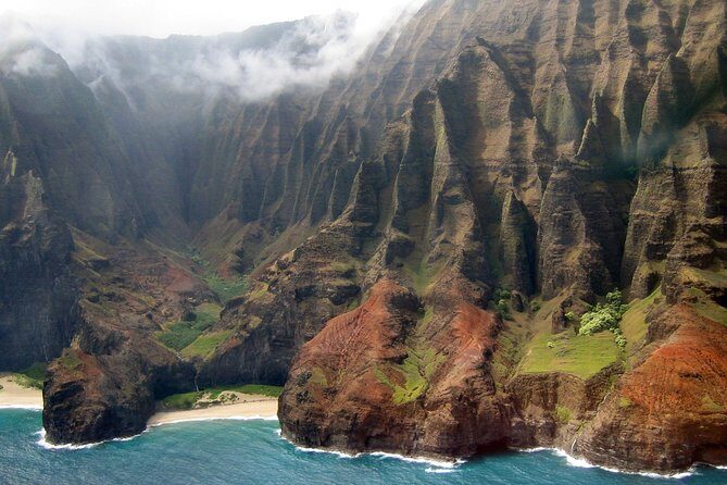 Kauai Private Doors-Off Helicopter: Ultimate Waterfalls & Canyons - Waimea Canyon, The Grand Canyon of the Pacific: Why Helicopter Time Feels Fast