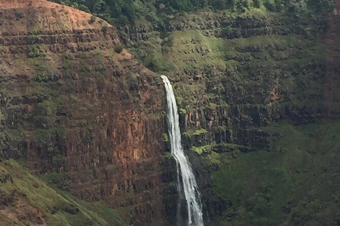 Kauai Shore Excursion - Waimea Canyon Adventure Tour - Nawiliwili - Guides and small-group energy: why the day feels smoother