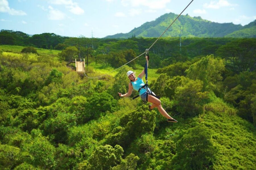 Kauai: Zipline Adventure - Getting There: Poipu Shopping Village to the Course by 4x2 Van