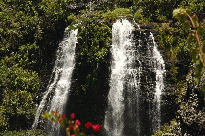 Kauai's Legends, Waterfalls & Geysers-Small Group Tour - Lunch in Old Koloa Town (Lavas in Poʻipū): options plus souvenir time