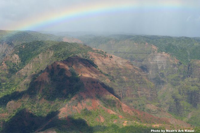 Kauai's Waimea Canyon and South Side Private Guided Tour - Spouting Horn: the cliff geyser that’s fun in a hurry