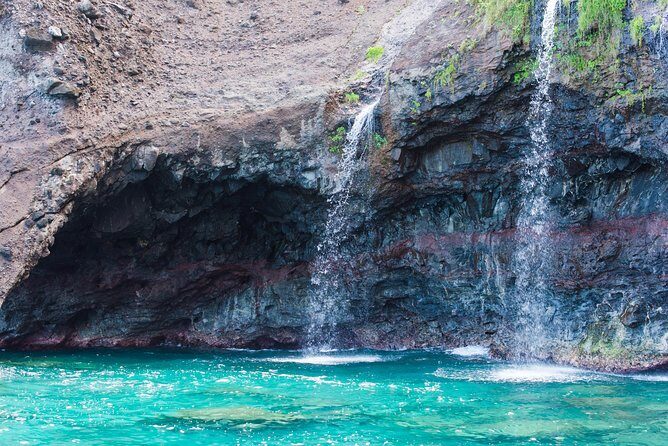 Na Pali Coast Half-Day Raft and Snorkel Adventure - Food and Drinks: A Real Inclusion That Helps