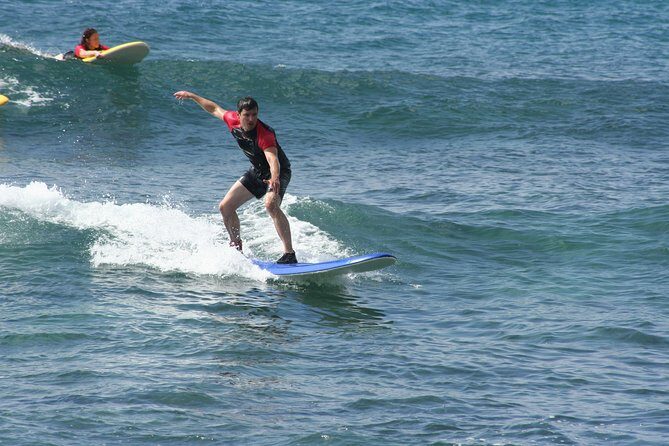 Po'ipu Surf Lesson - Getting fitted and staying comfortable in warm-but-chilly water