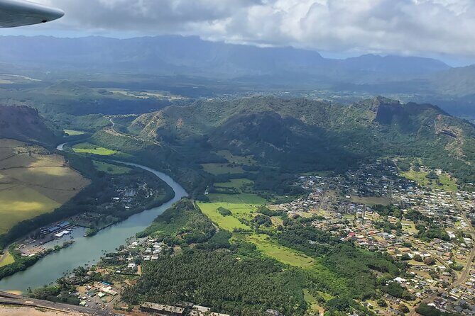 Private Kauai Airplane Tour - Hanale’i Bay to Hanale’i Valley Waterfalls: North Shore Views With Story