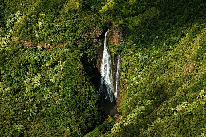 Private Kauai Airplane Tour: Na Pali Coast, Waterfalls & More - Na Pali Coast State Wilderness Park: pali cliffs, tight valleys, waterfall lines