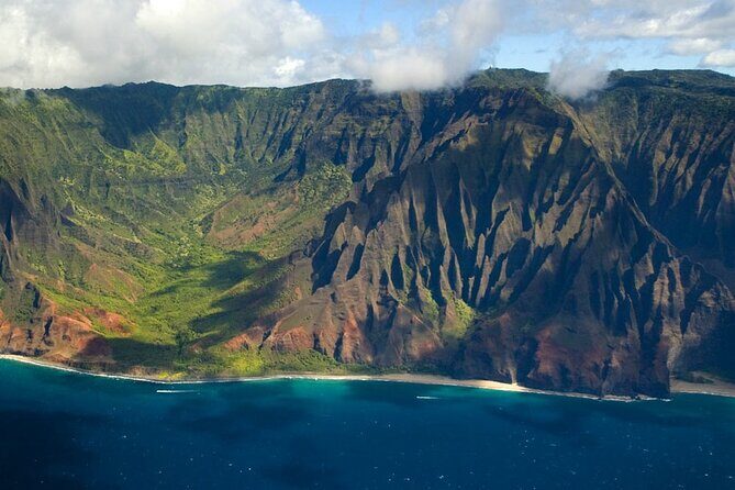 Private Kauai Airplane Tour: Na Pali Coast, Waterfalls & More - Waimea Canyon: the Grand Canyon of the Pacific, from the right angle