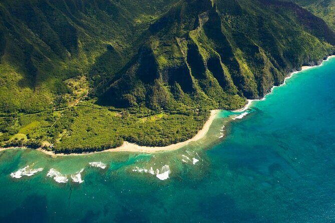 Private Kauai Airplane Tour: Na Pali Coast, Waterfalls & More - Manawaiopuna Falls: 400-foot drops tied to Jurassic Park fame
