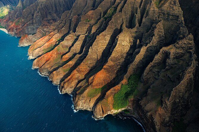Private Kauai Airplane Tour: Na Pali Coast, Waterfalls & More - The small-plane setup: seats, headsets, and what the ride feels like