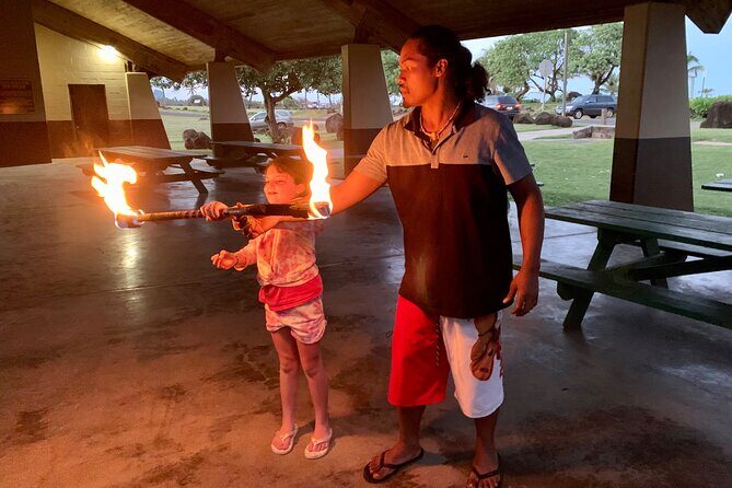 Samoan FireKnife Experience On Kaua'i - The flow of the session: talk-story, practice, and the demo