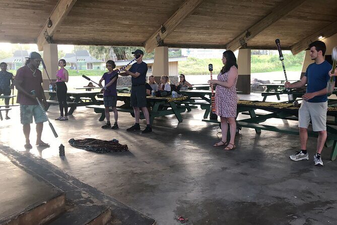 Samoan FireKnife Experience On Kaua'i - Trying real fireknife safely (and knowing when to say no)