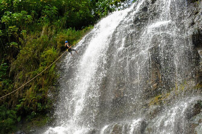 Small Group Waterfall Rappel in Lihue, Kauai - Snacks, Water, and Juice: Keeping Your Energy Steady