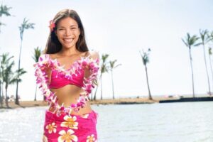 Traditional Airport Lei Greeting on Lihue Kauai - The Lei: More Than a Pretty Garment