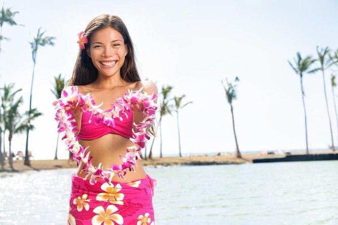 Traditional Airport Lei Greeting on Lihue Kauai - The Lei: More Than a Pretty Garment