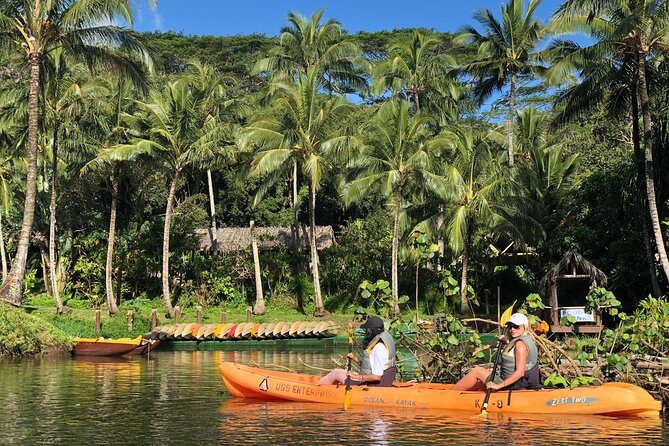 Wailua River & Waterfalls Kayak Tour: Expert-Guided Adventure - The first paddle: Wailua River, 2 miles each way, and real river time